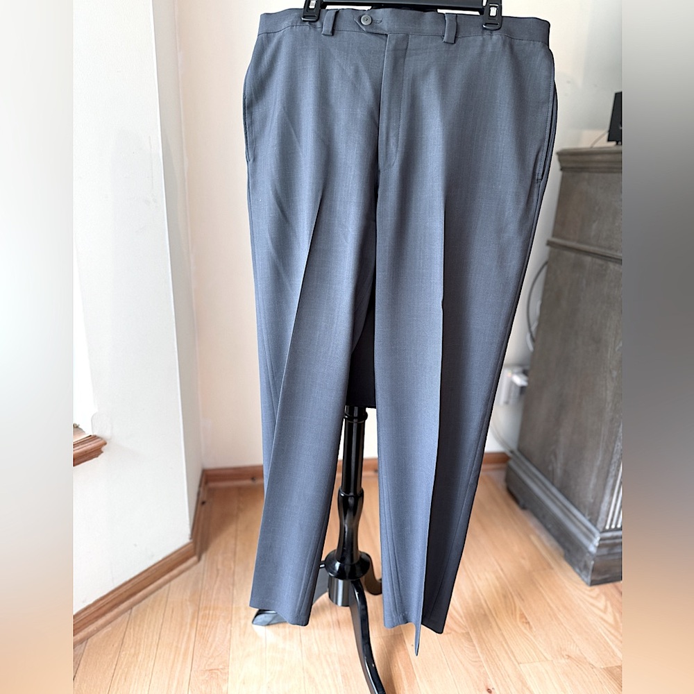 Haggar Charcoal Dress Trousers Size 36 x 32 Alterations available